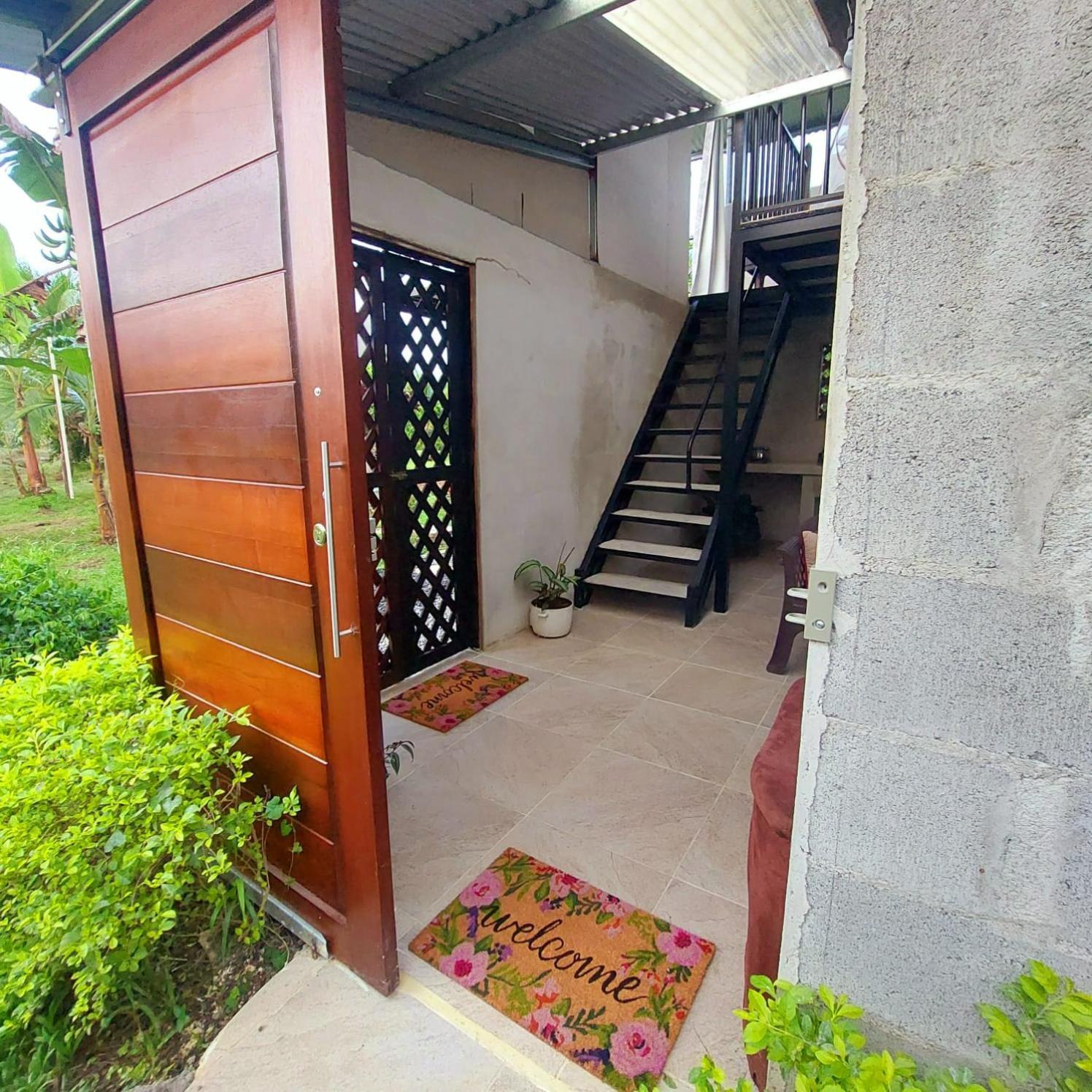 Bewak Cr Hotell Tortuguero Eksteriør bilde